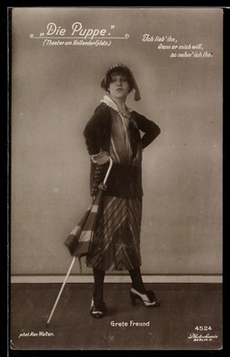 Postcard The Doll, Grete Freund in Costume 