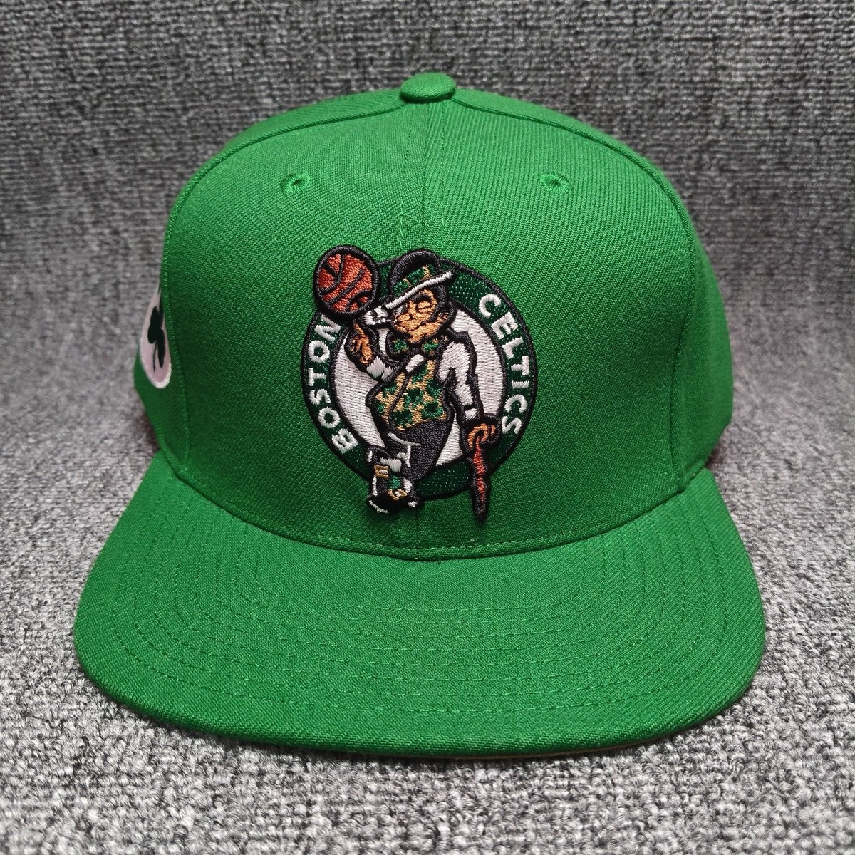 Mitchell & Ness Boston Celtics NBA Green Snapback Flat Brim Hat Side Patch