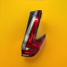 2017 2019 HONDA CRV RIGHT HAND PASSENGER SIDE REAR OUTER TAIL LIGHT RH LAMP OEM