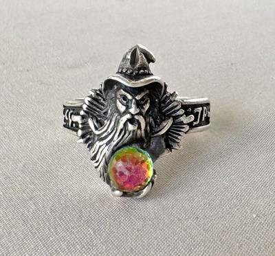 New Age Fantasy ZAUBERER mit Kristallkugel Sterlingsilber Ringgröße 7,25; P445