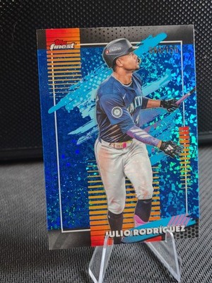 2026 Topps Finest Julio Rodriguez #130 Uncommon Blue Diamond /150 Seattle