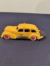 HUBLEY 1930 CAST IRON YELLOW CAB ORIGINAL TOY 4 DOOR TAXI AUTOMOBILE