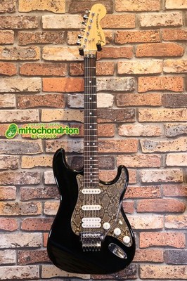 Fender Japan 2004-06 ST72 / Black & Snake Skin & Floyd Rose 2000