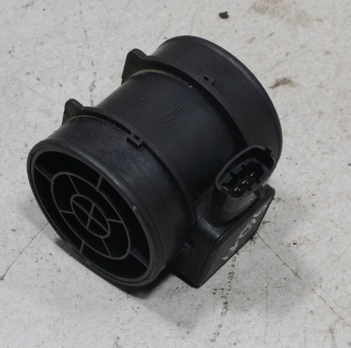 OPEL Vectra B Caravan Bj 99 2,0 100KW Luftmassenmesser 90530463 #96219-H412