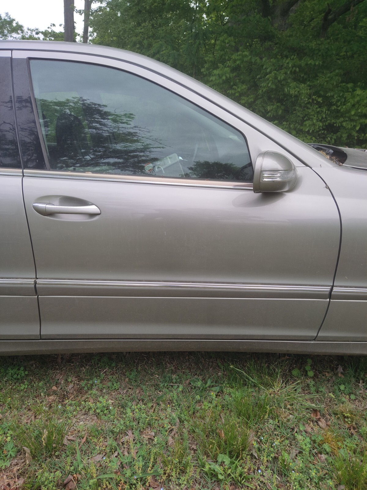 Picture 1 of 4