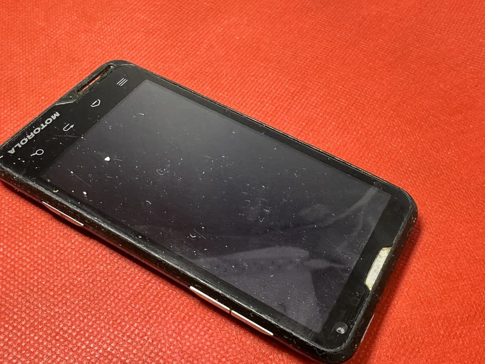 Motorola Motoluxe | Black Mobile Phone Faulty Untested Incomplete - Image 4 of 4