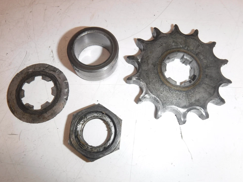 Yamaha rd200 1974 juego de tuercas de arandela de cuello de piñón delantero Foto 3 de 3