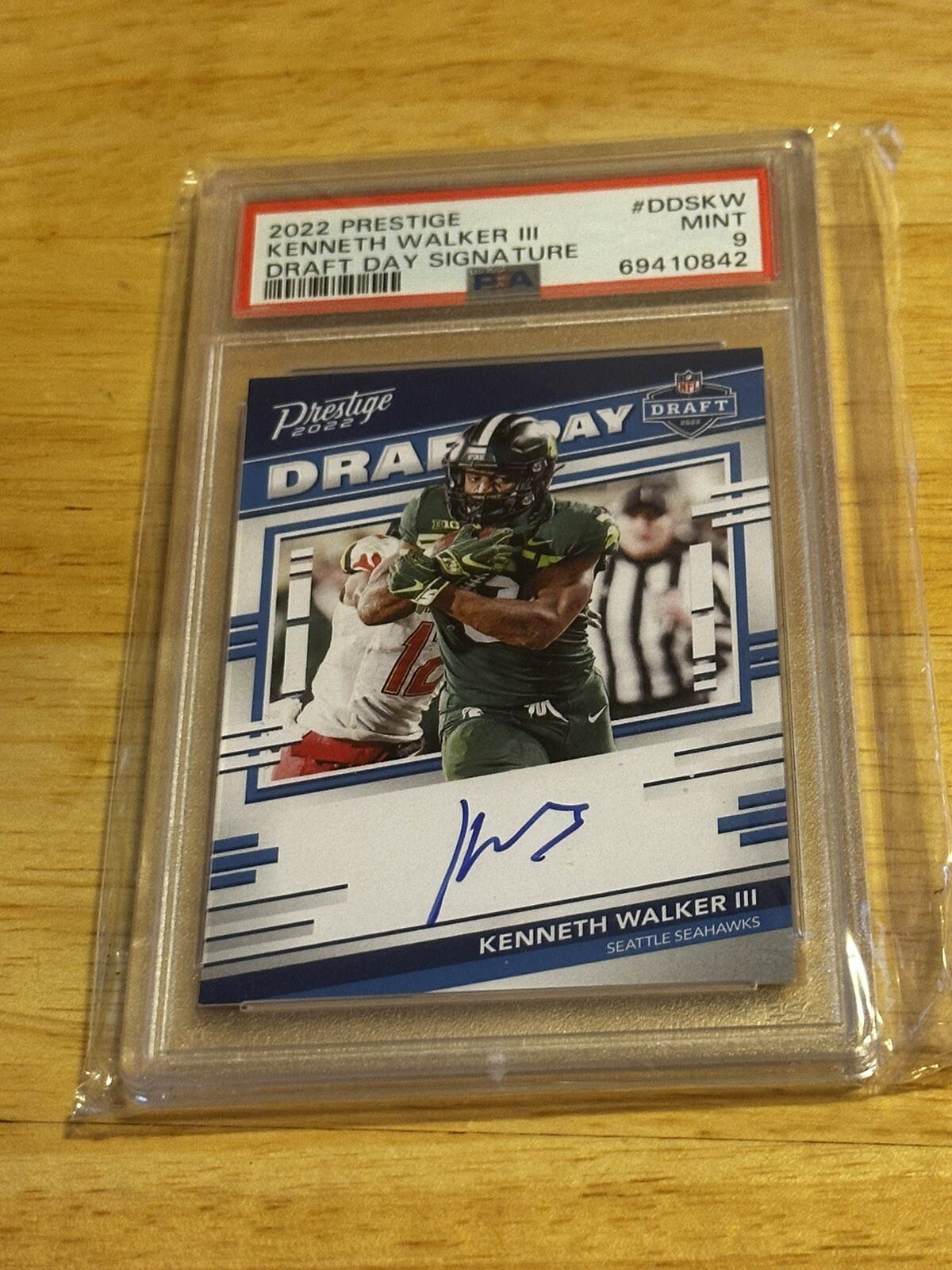 PSA 9 2022 Panini Prestige Kenneth Walker III Draft Day Signature Autograph