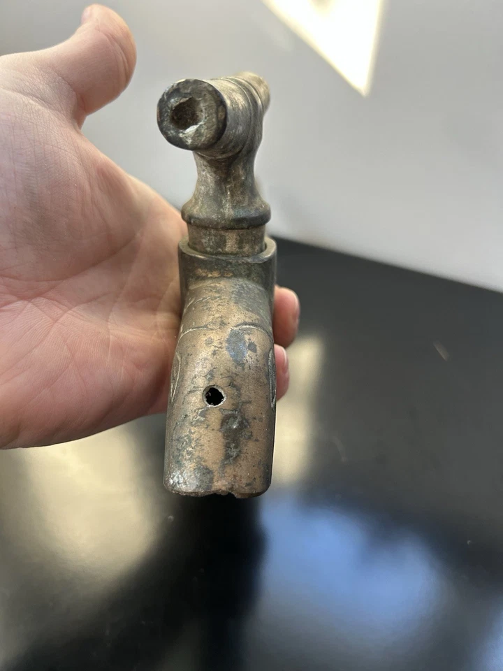 ROBINET DE TONNEAU ANCIEN ROBINET A CUVE OU BARIL XIXeme? XVIIIeme? TÊTE DAUPHIN - Photo 4/4