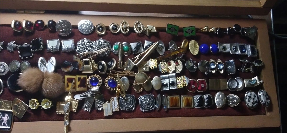 HUGE VINTAGE JEWELRY LOT + CUFF LINKS MENS NOT SCRAP