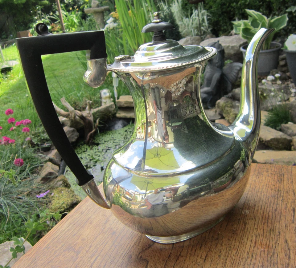 Servicio de té victoriano plateado, neoclásico, estriado, tetera, azucarero Mi Foto 4 de 4