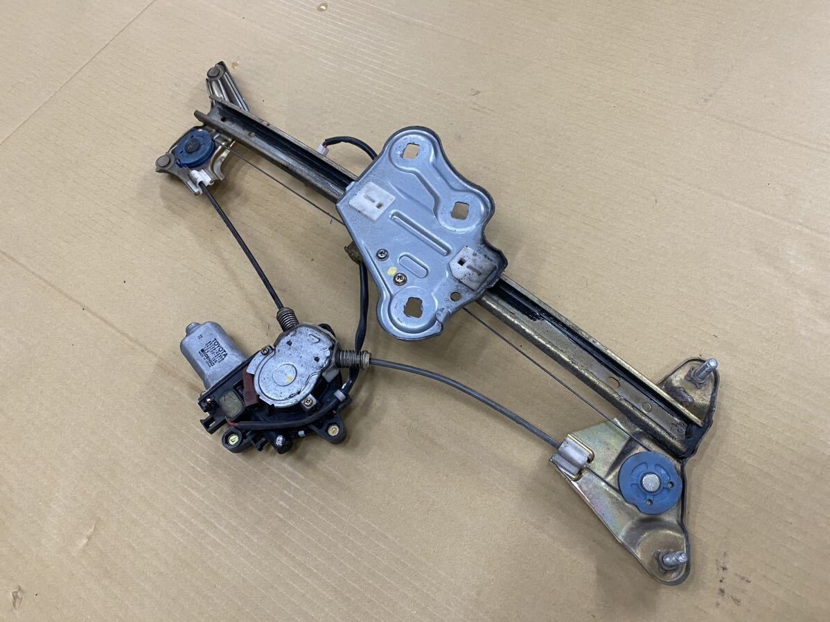 Toyota Mark2 Chaser JZX100 GX100 Left Front Regulator Motor 85720