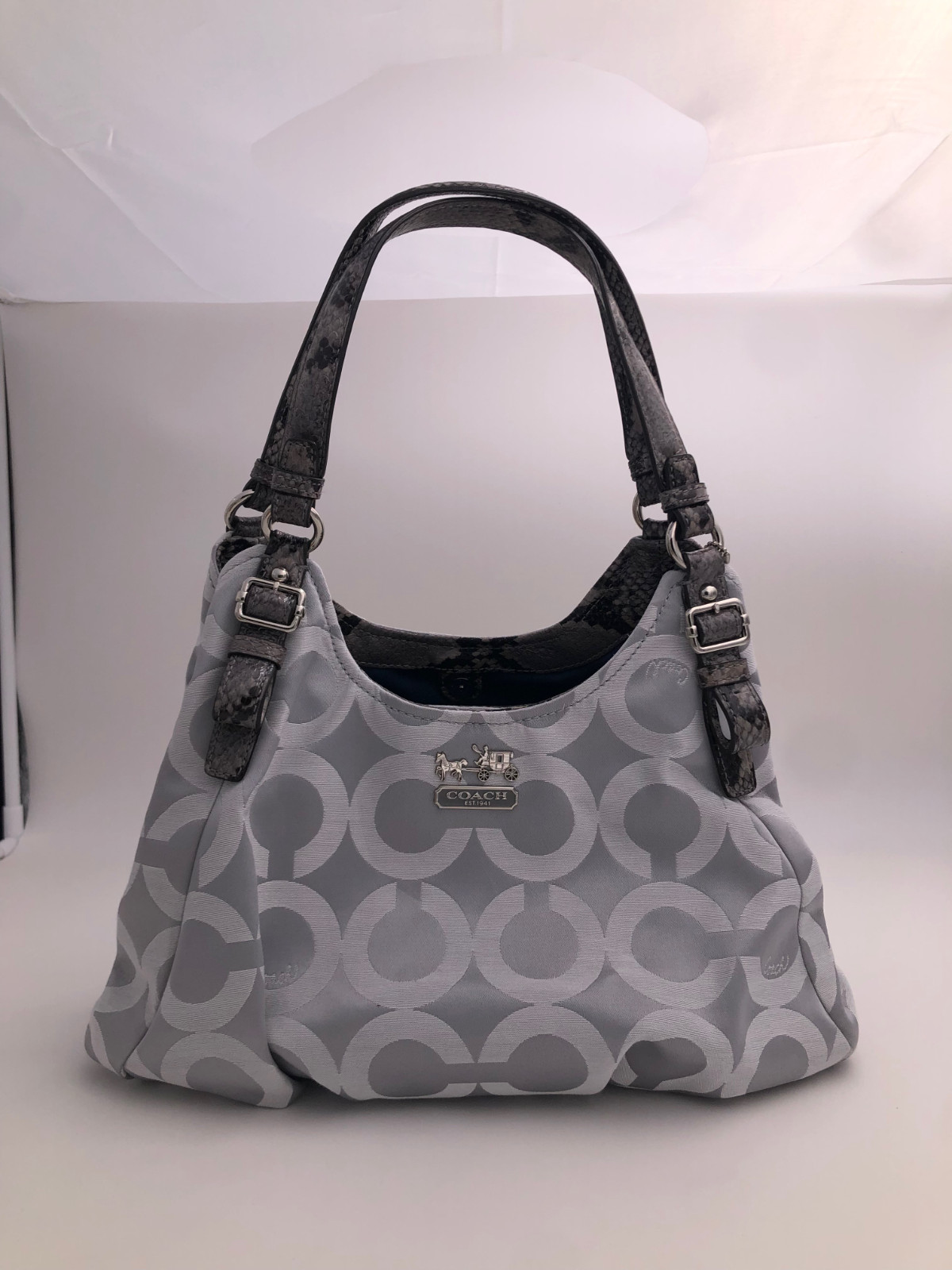 brighton to london victoria gatwick express