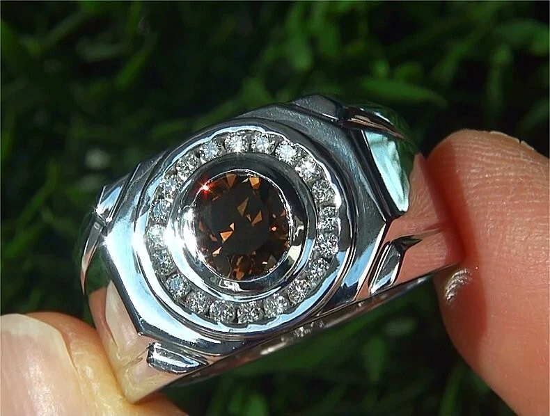 Anillo de diamantes coñac de oro blanco de 14 quilates para hombre 1,9 quilates Foto 4 de 4