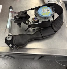 2016- 2019 chevy Malibu Front Right Passenger Seat Belt Retractor Black Oem