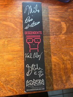 Band Signed Used Vannen DESCENDENTS MILO Timeage watch -  LIMITED of 500!  RARE!