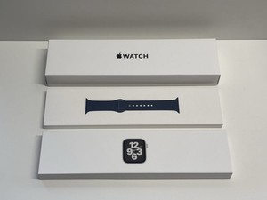 Apple Watch SE GPS 2020 - 44mm - A2352 - Display defekt
