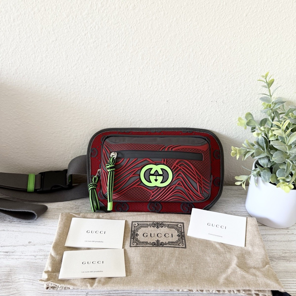 New Gucci Jersey GG Allov Pan Sport Belt Crossbody bag, Red grey
