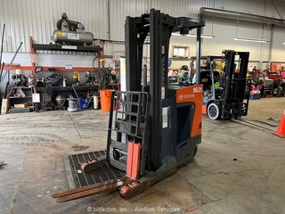 2013 Toyota 8BRU18 3 500 lbs Electric Stand On Warehouse Forklift Parts/Repair