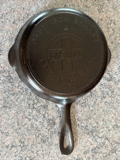 Griswold Slant Logo #4 Cast Iron Skillet Heat Ring