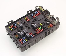 2013-2016 Chevy Express GMC Savana Engine Bay Fuse Relay Box OEM 22767372
