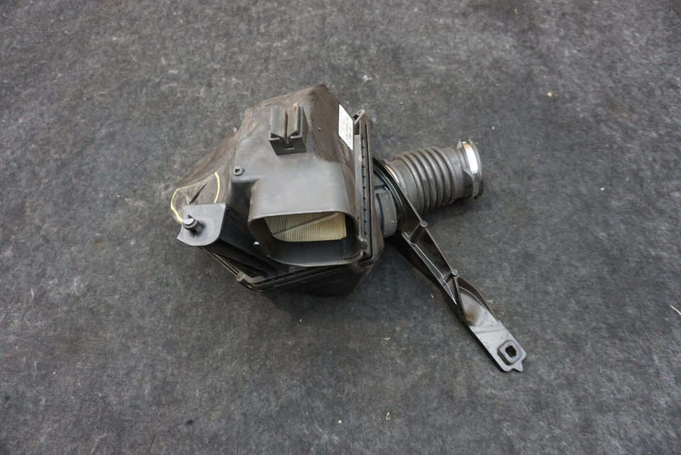 Коробка корпуса фильтра левого воздухоочистителя 13717934479 BMW M850I G16 2020-24 *Примечание - Изображение 4 из 4