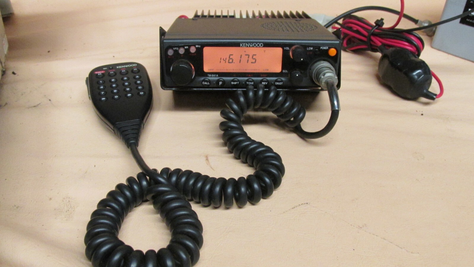 Kenwood tm-241a 2 meter 144 mhz fm transceiver ham radio + acc