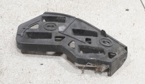 VW Polo 9N3 Bj 2008 Halter Führung Stoßstange vorne RECHTS 6Q0807184A 113683-C63