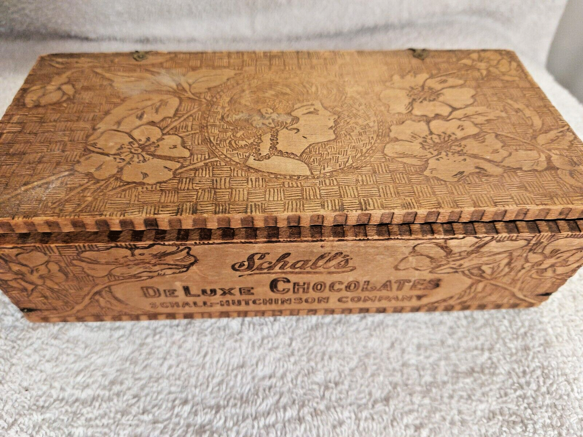 超レア洋書Schellings Werke. Nach der Original Antique 1910's Schall's Chocolates Ornate Wood / Candy Box Vtg