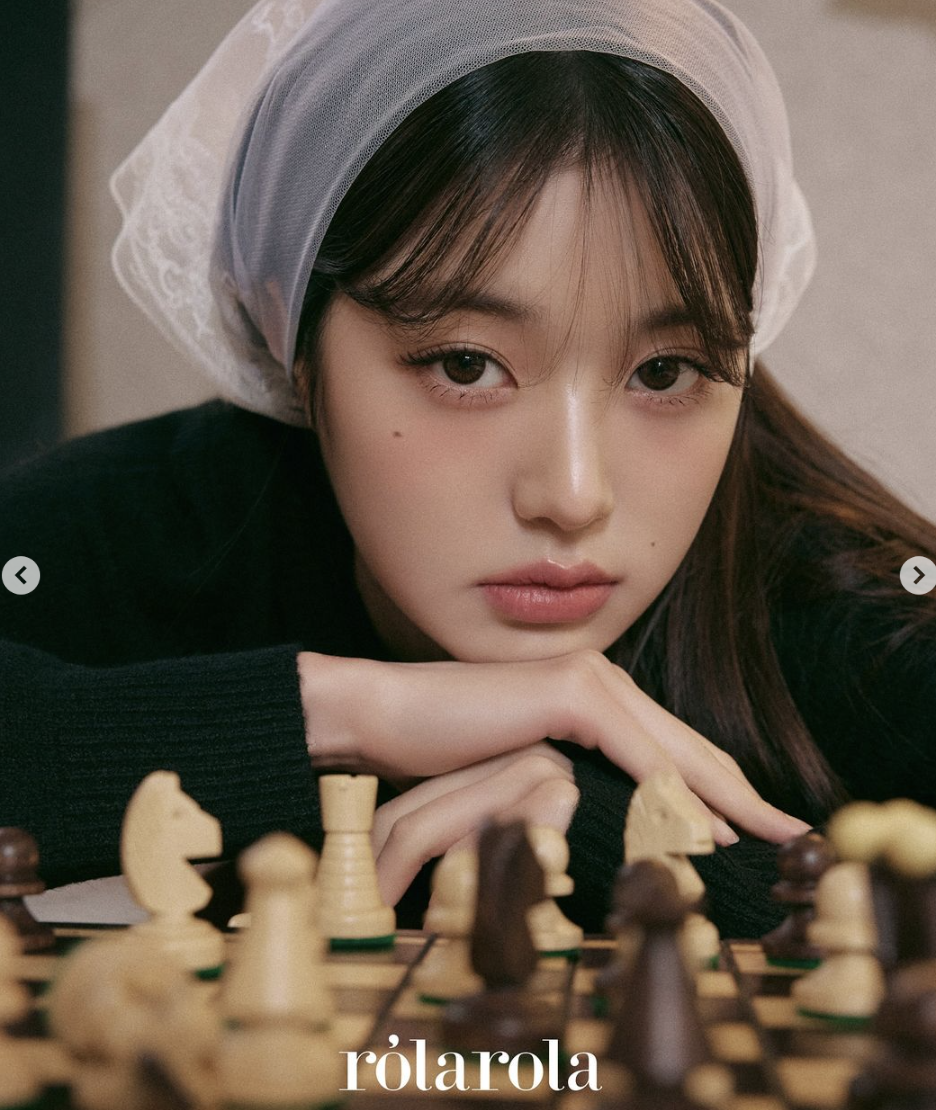 IVE - JANG WONYOUNG X ROLA ROLA 2024 WINTER COLLECTION PHOTOCARD