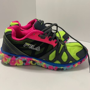 fila shoes hot pink
