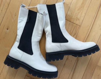 Kurt Geiger Women s Ivory Leather Boots 10.5 Or 41 Slip On $225 NEW