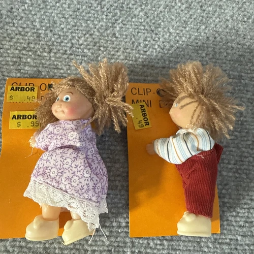 Cabbage Patch Kids Clone KO Plastic Clip On Pencil Hugger Mini Doll CPK OG Card
