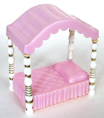 Vintage Hasbro STORYKINS Dollhouse CANOPY BED