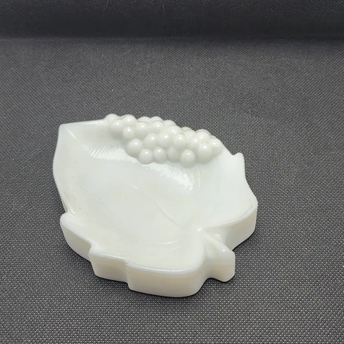 Imperial Glass White Milk Glass Grapes Leaf Trinket Dish Spoon Rest  Vintage