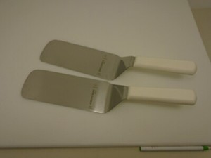 Dexter USA 8X3 Set (2) Spatulas Stainless Semi Flex White P94856 Factory Seconds