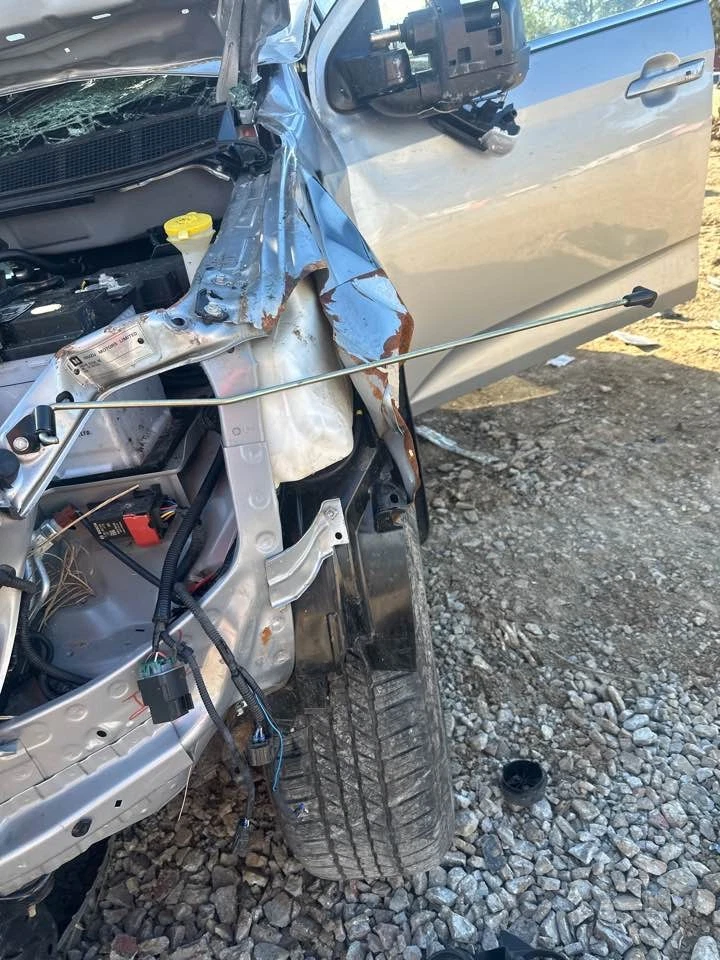 2023 Isuzu MU-X LH Front Head Rest LS/LSE STAHLBLAU #B788 - image 4 of 4