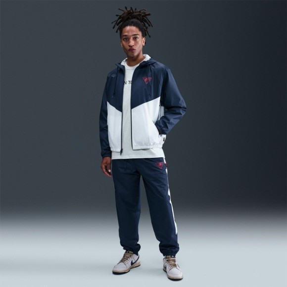 Nike X Stranger Things Windrunner Jacket - Midnight Navy IB5670