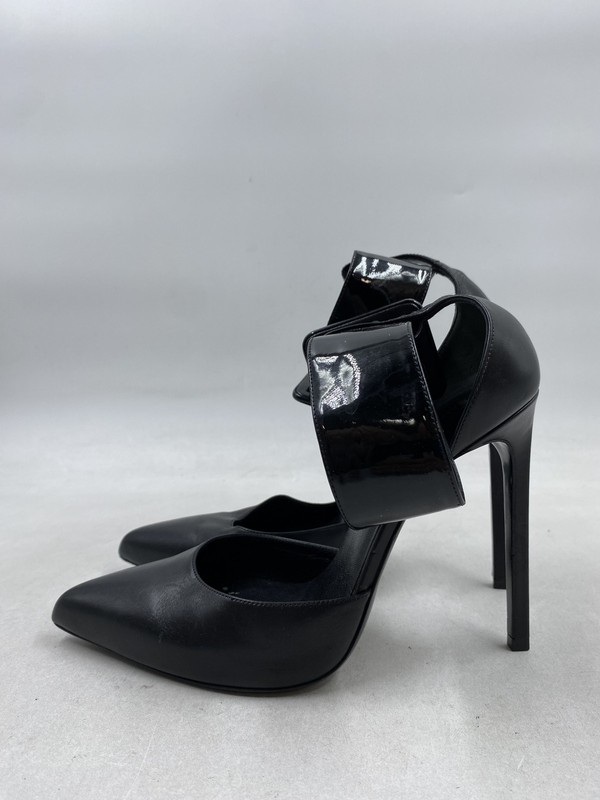 Saint Laurent Black Patent Leather Ankle Strap Pumps W 7