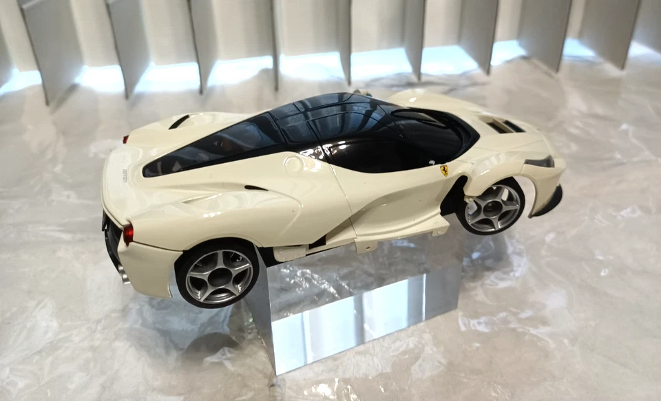 Kyosho Mini-Z MR-03 Chassis & Ferrari Model Body Set ④ - Image 3 of 4