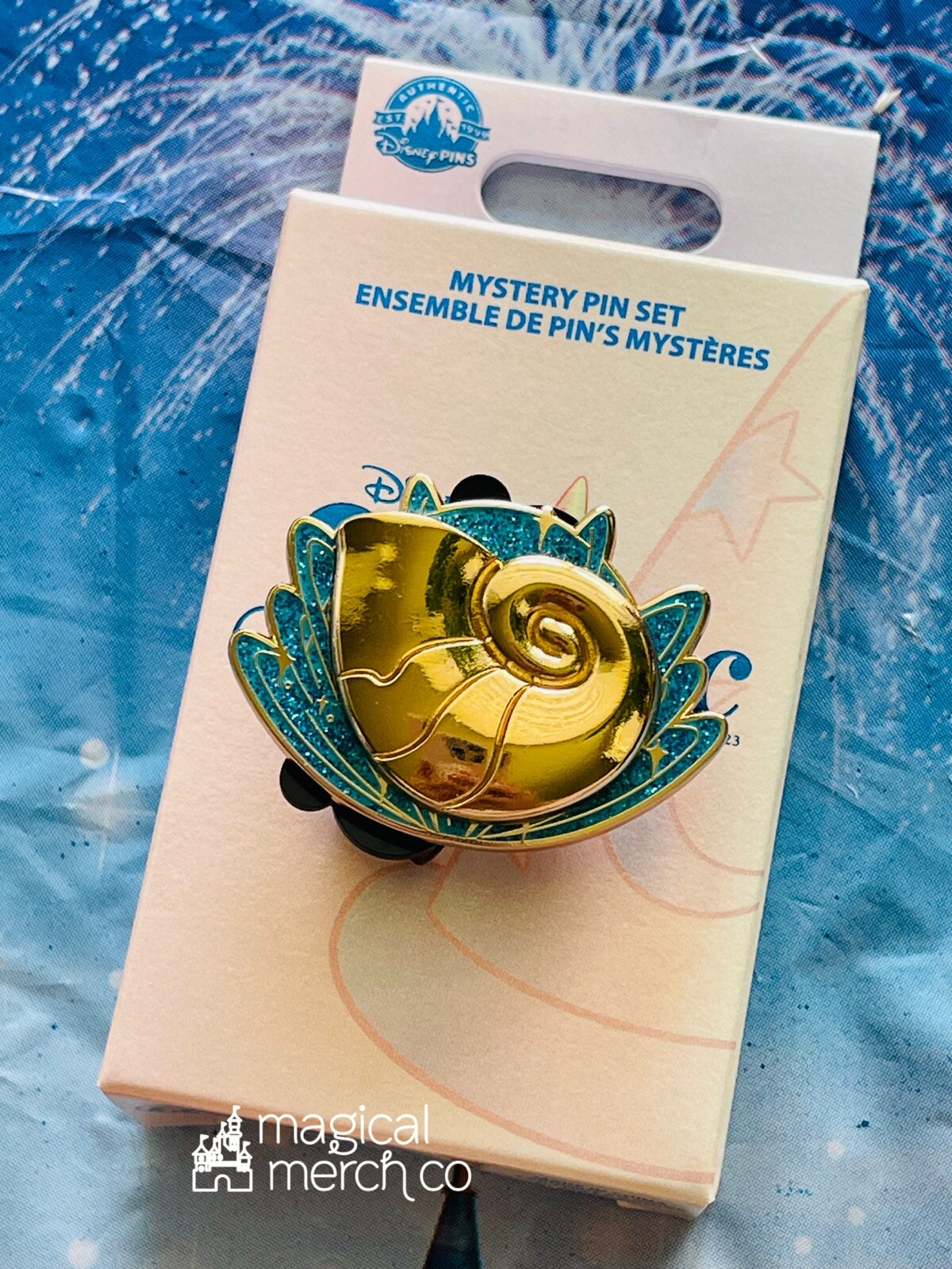 2023 Disney Parks Objetos Mágicos Caja Misteriosa Prendedor Sirenita Úrsula Colgante