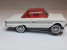 DASH FALCON WHT/RED TOP. TJET HO SLOT,AW CHASSIS , NEW CHROME RIMS AND TIRES