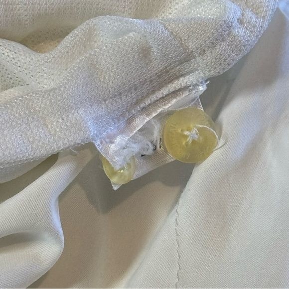 Mountain Hardware Vented Button Down Outdoors Cam… - image 6