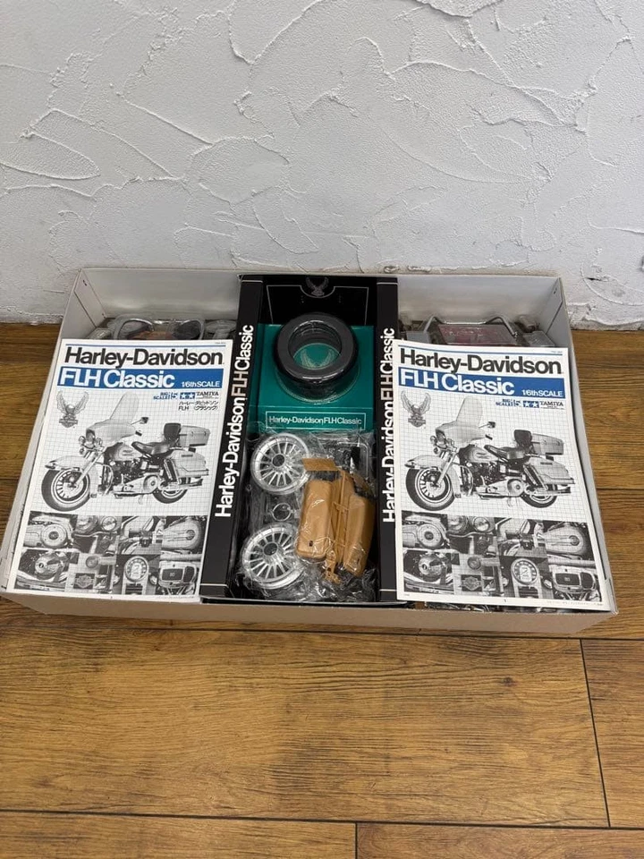 Kit Modelo Motocicleta Clásica Tamiya 1/6 Harley-Davidson Flh Escala Plástica Foto 3 de 4