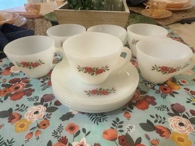 FIRE KING Red Roses Tea Cups And Saucers VTG LOT#228