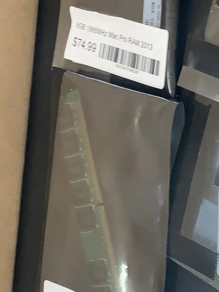 Hynix 32GB 4x 8GB 1866Mhz ECC Apple Mac Pro 2013 - Image 3 of 4