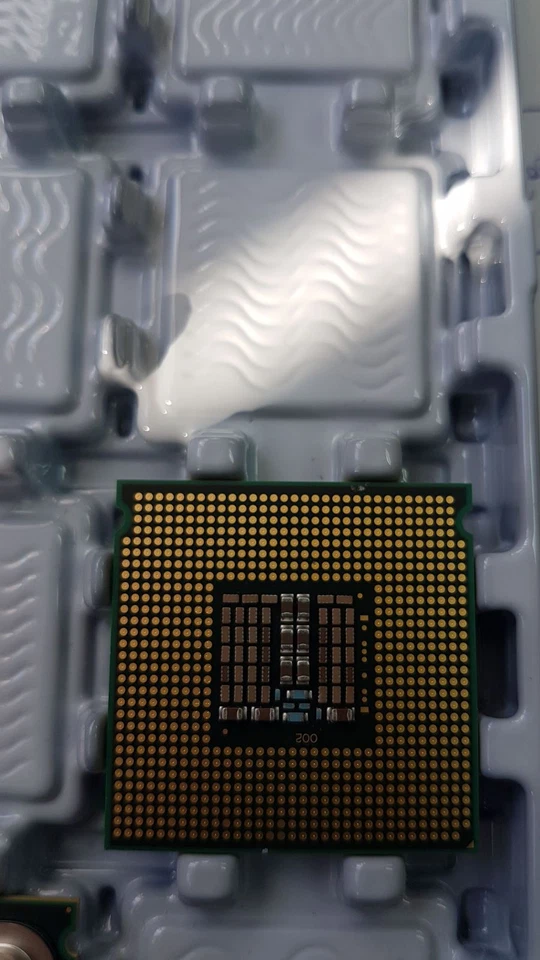 LOT OF 2 PCS. INTEL BX80574E5405A XEON E5405 QUAD-CORE - Image 2 of 2