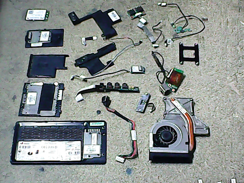Lot De Pièces Détachées Pour Ordinateur Portable HP Pavilion DV9000 - Occasion