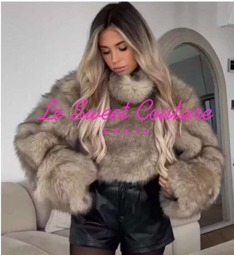 ZARA WOMAN NWT FW24 LIMITED EDITION FAUX FUR SWEATSHIRT ZARA WOMAN NWT FW24 LIMITED EDITION FAUX FUR SWEATSHIRT