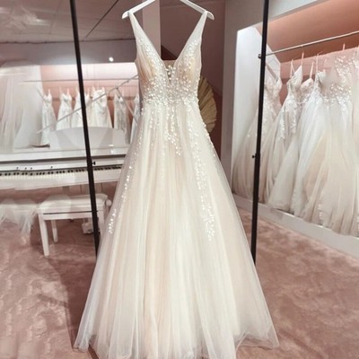 Boho Elegant Tulle Wedding Dresses Lace Applique A-line Bridal Gowns Sweep Train